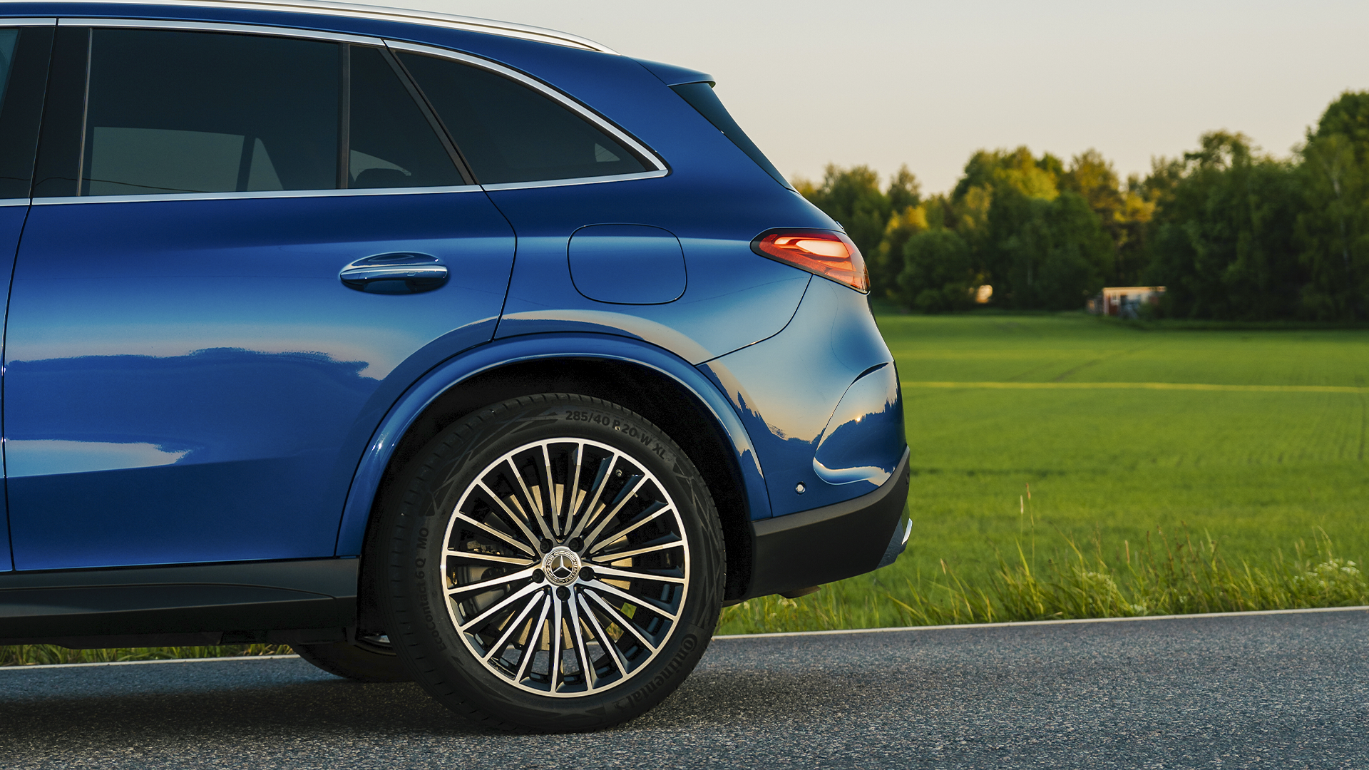 GLC katumaasturi sivusta